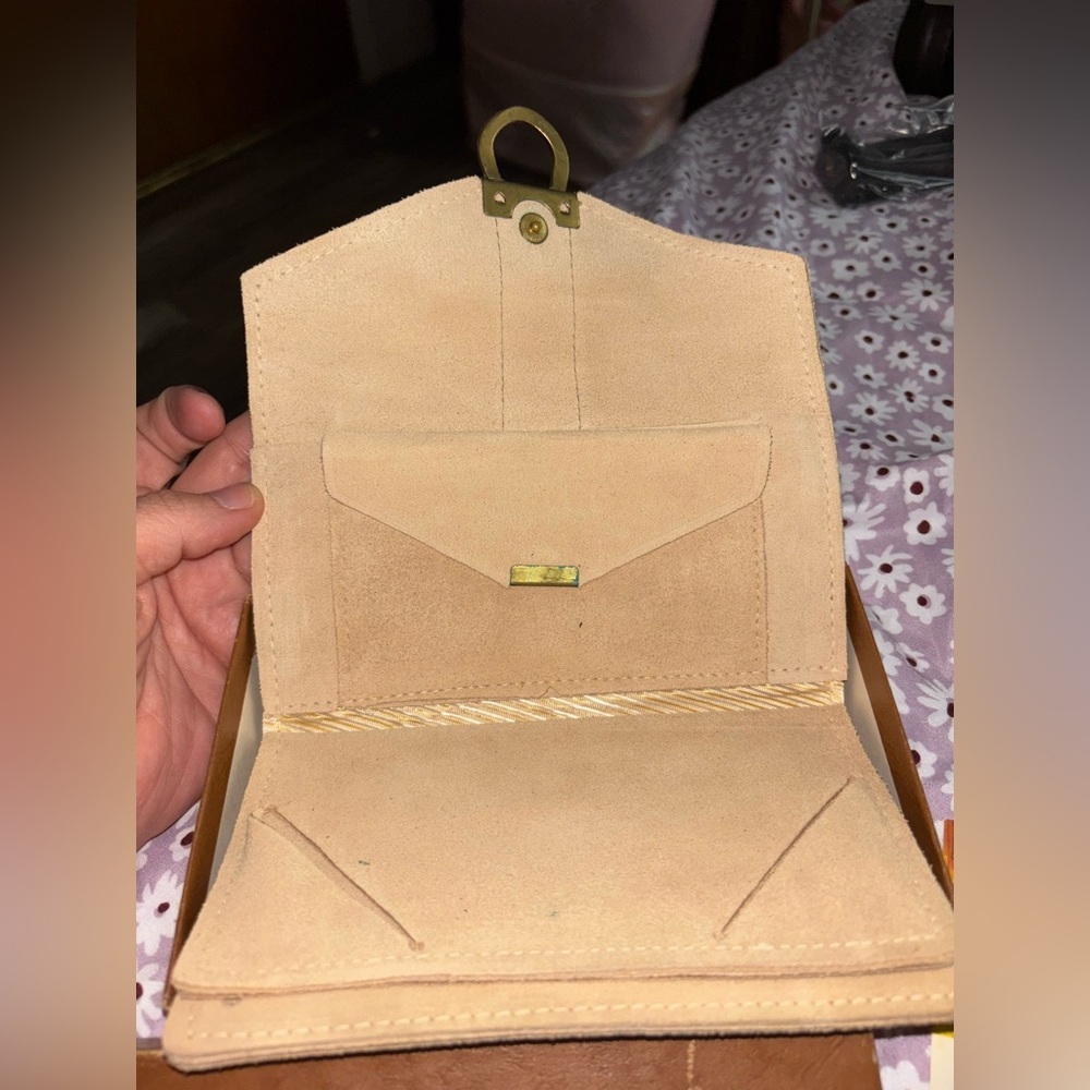 Sans Souci Multicolor Handcrafted Accessories - Picture 5 of 7